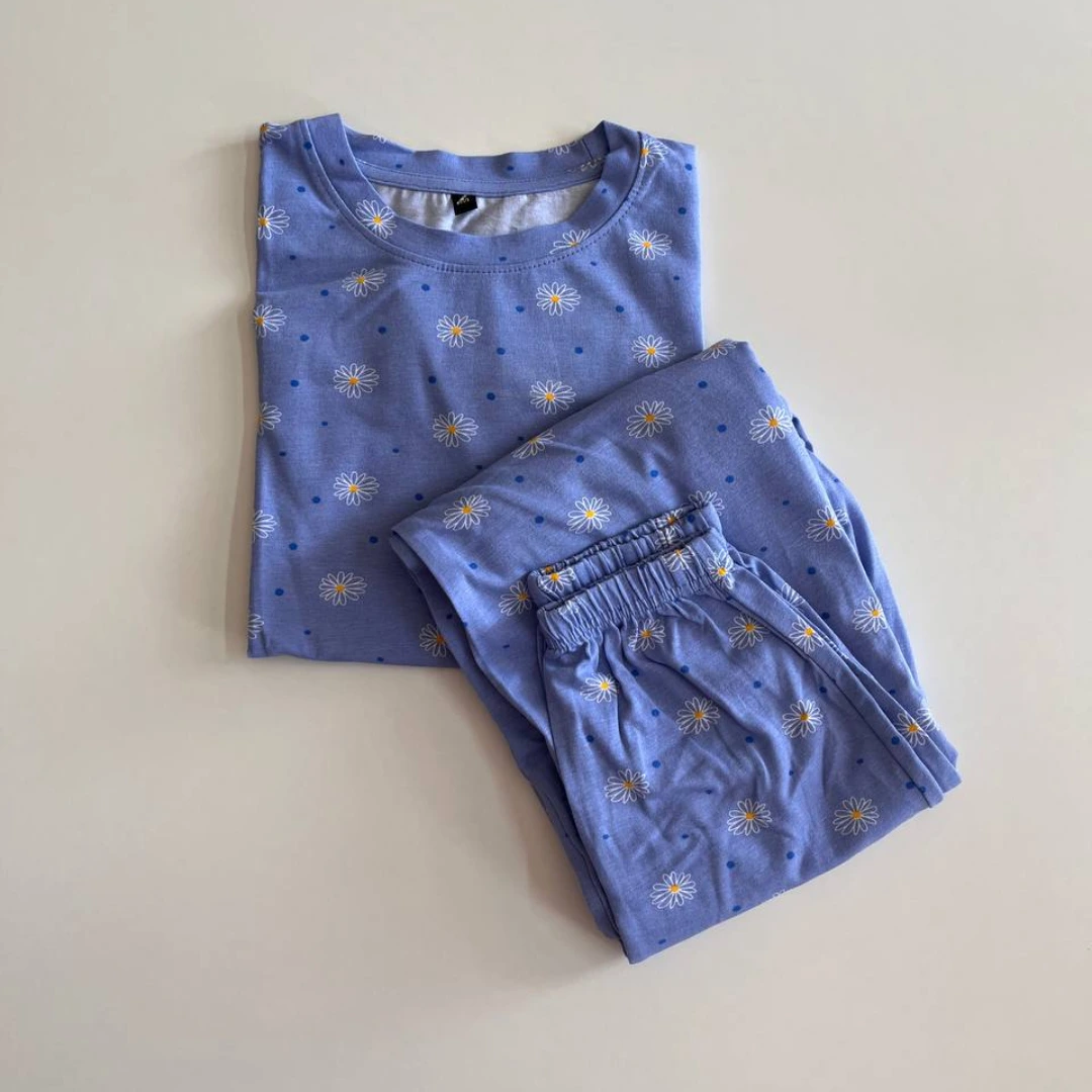 Crop Top  Jogger Set - View 2