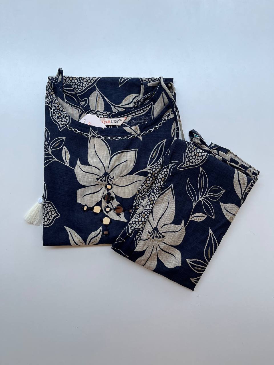 2 Pieces Set - View 2