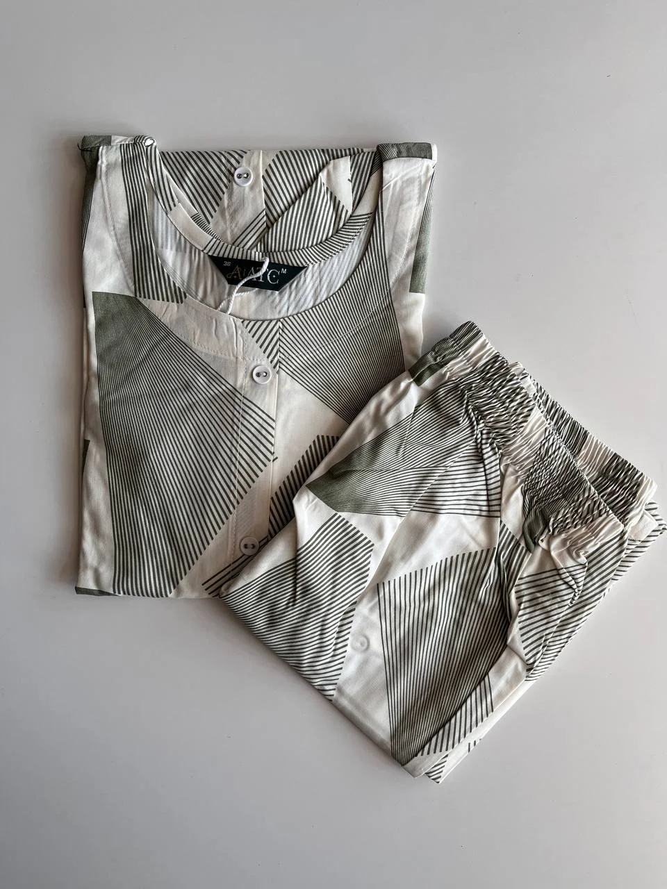 2 Pieces Coord - View 2