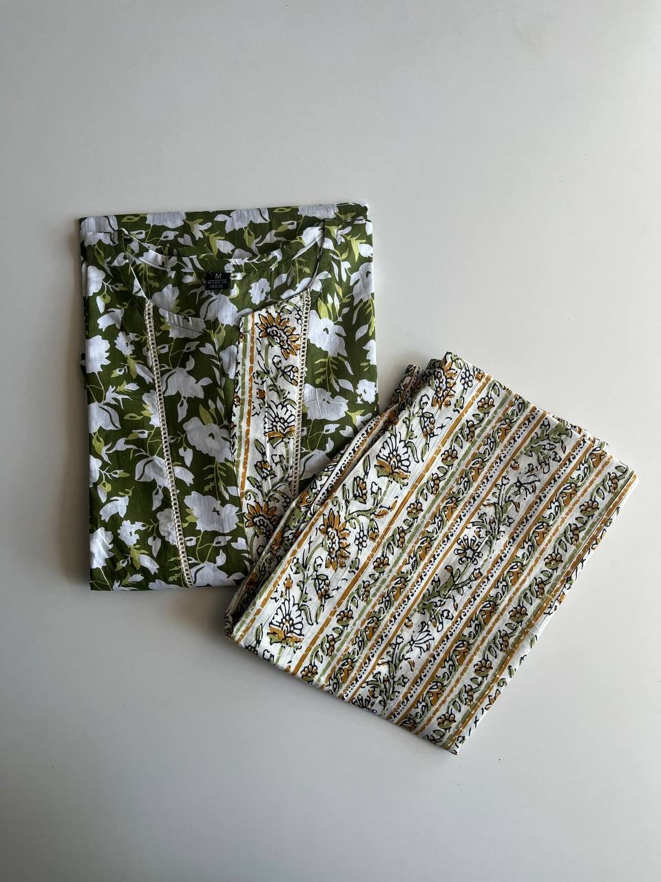 2 Pieces Set - View 2