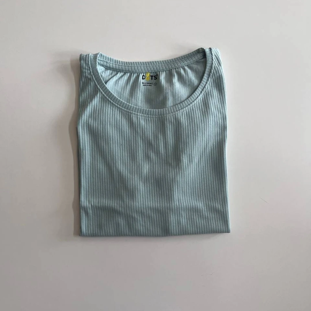 Green Crop Top - Image 2