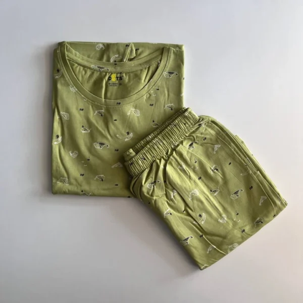 Green shorts sets