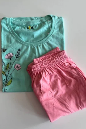 Green Solid Pyjama Set