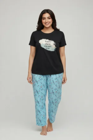 Black solid Pyjama Set